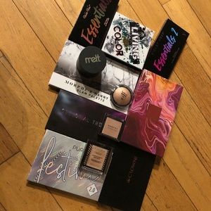 Makeup bundle